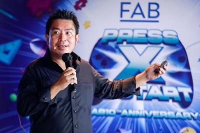 Founder dan CEO Fantastis Anak Bangsa Fritz Bonny Tobing memberikan keterangan saat acara ulang tahun ke-10 FAB di Jakarta, Kamis (28/10/2021).