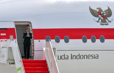 Presiden Joko Widodo pagi ini, Jumat, 29 Oktober 2021, bertolak menuju Roma, Italia, dalam rangka menghadiri Konferensi Tingkat Tinggi Group of Twenty (G20).