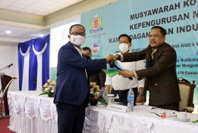 Ndinta Herry Pramana Anta Ginting terpilih sebagai Ketua Umum Kadin Jakarta Timur terpilih lewat Musyawarah Kota (Mukota) VI Kadin Jakarta Timur.