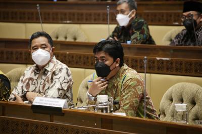 Rapat dengar pendapat umum dengan Komisi II DPR RI di Kompleks Parlemen, Senayan, Jakarta, Selasa, (2/11/2021).