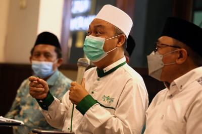Jumpa pers tentang Cryptocurrency dan Bursa Kripto, di kantor PWNU Jawa Timur, Selasa (2/11/2021).