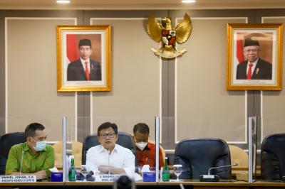 Audiensi asosiasi nelayan di Indonesia di Kompleks Parlemen Senayan, Jakarta, Rabu (3/11/2021).