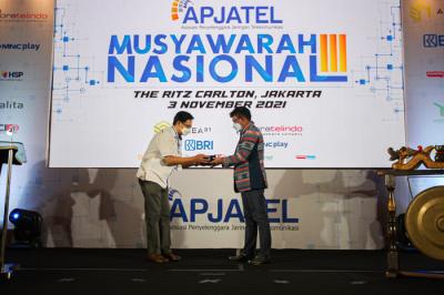 Musyawarah Nasional Asosiasi Penyelenggara Jaringan Telekomunikasi (APJATEL) di Jakarta, Rabu (3/11/2021).