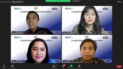 Selain Penyerahan beasiswa juga dilakukan webinar dengan tema â€œLeadership and Communicationâ€.