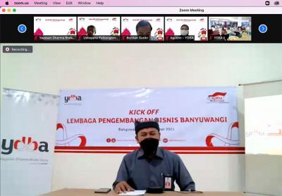 Kick Off Lembaga Pengembangan Bisnis (LPB) YDBA di Banyuwangi yang fokus dalam pengembangan UMKM di sektor pertanian dan bengkel roda-4.