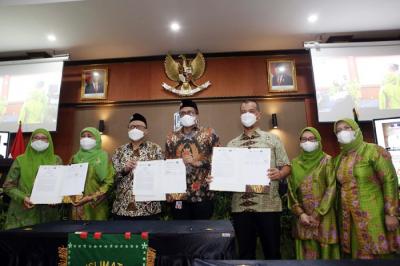 Kerja sama dalam menghadirkan transformasi digital guna menyediakan kemudahan bertranskasi masyarakat atas akses layanan keuangan digital berbasis Syariah.