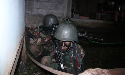 Sekitar 120 prajurit Yonif Raider 400/BR mengikuti latihan Uji Siap Tempur (UST) tingkat peleton di daerah latihan Ngaliyan kompleks, Semarang, Jawa Tengah.