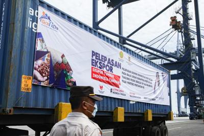 Menteri Pertanian Syahrul Yasin Limpo saat melepas ekspor komoditas pertanian di Jakarta International Container Terminal (JICT), Tanjung Priok.