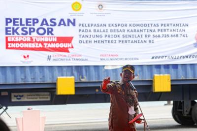Menteri Pertanian Syahrul Yasin Limpo saat melepas ekspor komoditas pertanian di Jakarta International Container Terminal (JICT), Tanjung Priok.