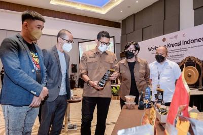 Menparekraf Sandiaga Salahuddin Uno mengunjungi destinasi wisata Bukit Bossolo di Kabupaten Jeneponto, Sulawesi Selatan.