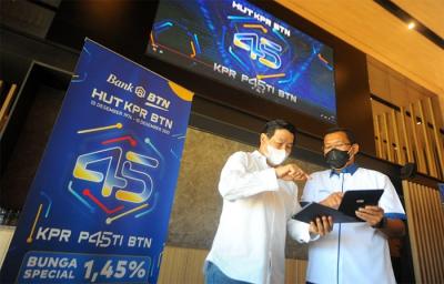 Peresmian program suku bunga khusus 1,45% KPR Platinum dalam rangka Hari Ulang Tahun (HUT) KPR ke 45 di Bogor, Jawa Barat, Kamis (2/12/2021).