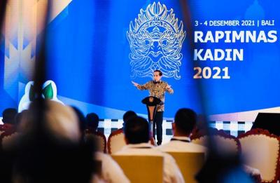 Presiden Joko Widodo membuka Rapat Pimpinan Nasional (Rapimnas) Kamar Dagang dan Industri (Kadin) Indonesia Tahun 2021 yang digelar di Bali.