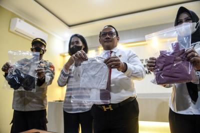 Oknum dosen Fakultas Keguruan Ilmu Pendidikan Unsri berinisial AR ditetapkan menjadi tersangka atas kasus pelecehan seksual terhadap mahasiswi berinisal DF.