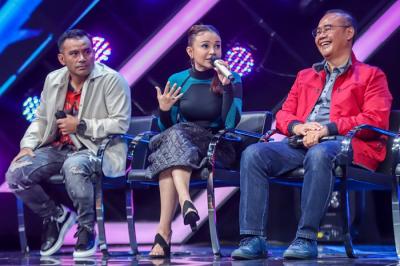 Konferensi pers program X Factor Indonesia di Studio 17, MNC Studios, Kebon Jeruk, Jakarta Barat, Kamis (9/12/2021).