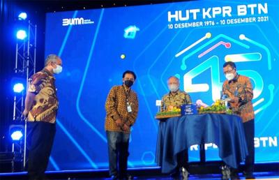 Hari Ulang Tahun (HUT) ke-45 Kredit Pemilikan Rumah (KPR) di Jakarta, Jumat (10/12/2021).