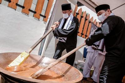 Kemenparekraf berkomitmen penuh menggarap Program Desa Kreatif melalui pengembangan produk unggulan dan ekosistem ekonomi kreatif desa.