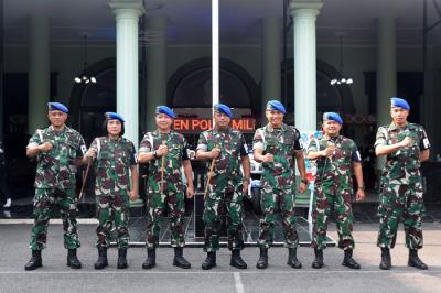 Danpomdam IV Diponegoro Kolonel CPM Widyo Wahyono memimpin upacara serah terima jabatan Komandan Denpom IV/5 Semarang di Madenpom IV/5, Semarang.