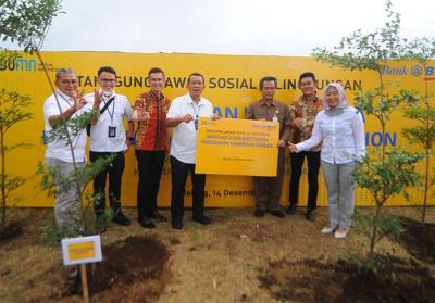 Direktur Utama PT Bank Tabungan Negara (Persero) Tbk Haru Koesmahargyo meninjau perumahan Panorama Garden di wilayah Malang, Jawa Timur.