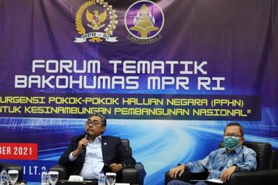 Forum Tematik Badan Koordinasi Kehumasan (BAKOHUMAS) di ruang Delegasi, Nusantara IV, Kompleks Parlemen MPR/DPR-DPD, Senayan, Jakarta, Kamis (16/12/2021).