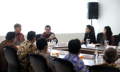 Executive Chairman MNC Group Hary Tanoesoedibjo menerima kunjungan persahabatan Duta Besar Inggris untuk Indonesia dan Timor-Leste Owen Jenkins di MNC Center.