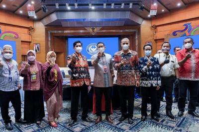 Menparekraf Sandiaga Uno, meminta 4 Kepala Daerah di Sumba Barat, Sumba Timur, Malaka, di NTT, serta Berau di Kaltim untuk mengembangkan desa wisata.