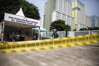 Suasana di Rumah Sakit Darurat Covid-19 (RSDC) Wisma Atlet Kemayoran, Jakarta, Jumat (17/12/2021).