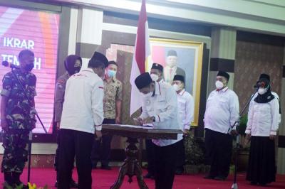 Wakil Gubernur Jateng Taj Yasin Maimoen menghadiri Pelantikan dan Pembacaan Ikrar Pengurus DPW Pecinta Tanah Air Indonesia Jawa Tengah.