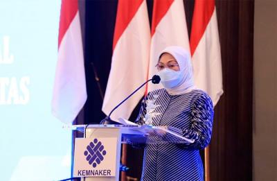 Menteri Ketenagakerjaan Ida Fauziyah secara resmi membuka Rapat Kerja Nasional (Rakernas) II Forum Koordinasi Nasional Balai Latihan Kerja Komunitas Tahun 2021.
