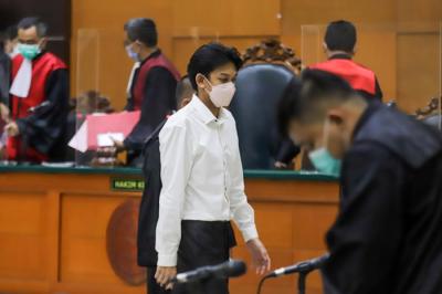 Selebgram Gaga Muhammad saat menjalani sidang kasus kecelakaan lalu lintas di Pengadilan Negeri Jakarta Timur, Kamis (23/12/2021).