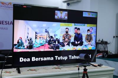 Menteri Ketenagakerjaan, Ida Fauziyah menegaskan bahwa pemerintah terus berkomitmen dalam melindungi Pekerja Migran Indonesia (PMI) beserta keluarganya.