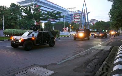 Latihan pertempuran kota (Purkota) hingga pembebasan sandera di dalam bus dan beberapa gedung di Kota Semarang, Jawa Tengah, Selasa (28/12/2021).