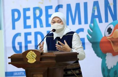 Menteri Ketenagakerjaan, Ida Fauziyah meresmikan Gedung Pusat Pasar Kerja yang berlokasi di Gatot Subroto Kav. 44, Kuningan Barat, Mampang Prapatan, Jakarta.