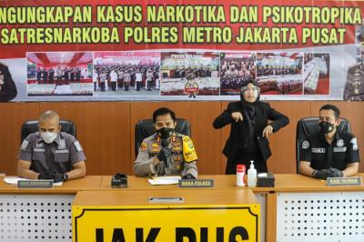 Rilis kasus Narkotika dan Psikotropika di Polres Metro Jakarta Pusat, Jumat (31/12/2021).