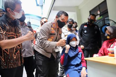 Guna mendukung program vaksinasi covid-19 untuk anak, Polda Jateng terus mengakselerasi kegiatan tersebut melalui program Vaksinasi Merdeka.