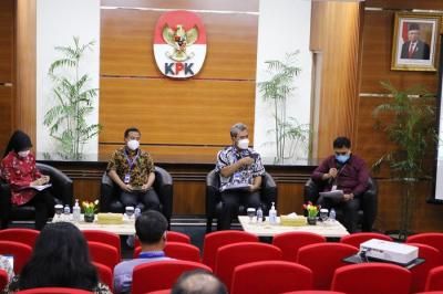 Diskusi tersebut mengambil tema 