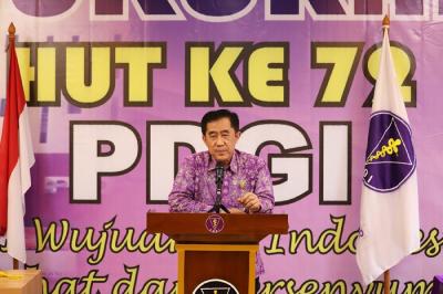 Ketua Umum PDGI Hananto Seno memberikan sambutan dalam acara syukuran HUT ke-72 Persatuan Dokter Gigi Indonesia (PDGI) di Jakarta.