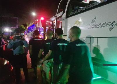 Bentuk komitmen Kanwil Kemenkumham Banten dalam memberantas peredaran narkoba melaksanakan pemindahan 58 orang Narapidana mayoritas Bandar Narkoba.