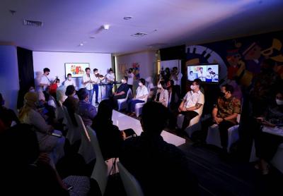 Creative Showcase yang bertajuk Thrive in the new era with Indonesia Craft di BSD City, Tangerang Selatan, Banten, Kamis (27/1/2022).