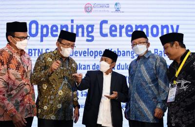Peresmian pembukaan BTN Santri Developer Kebangsaan di Pondok Pesantren Khas Kempek, Cirebon, Jawa Barat, Sabtu (29/1/2022).