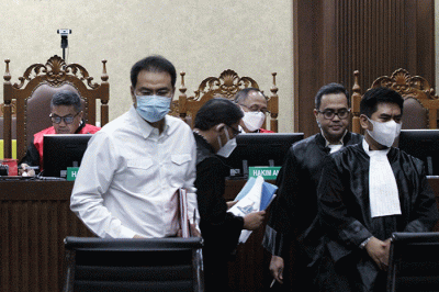 Terdakwa mantan Wakil Ketua DPR Azis Syamsuddin, menjalani sidang lanjutan dengan agenda pembacaan nota pembelaan alias pledoi, di Pengadilan Tipikor.