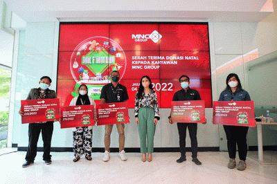 Donasi natal di Lobby MNC Financial Center, Kebon Sirih, Jakarta Pusat, Jumat (4/2/2022).