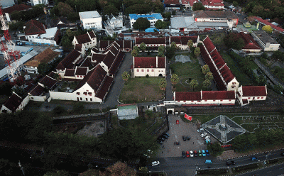 Kawasan bangunan bersejarah Benteng Rotterdam, Makassar, Minggu (6/2/2022).