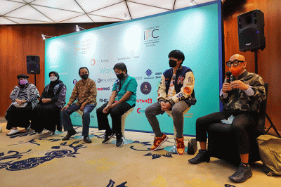 Konferensi pers Jakarta Fashion Trend 2022 di Jakarta, Rabu (9/2/2022).