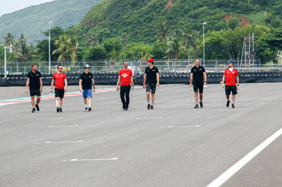 Suasana jelang tes Pramusim MotoGP di Sirkuit Mandalika, Lombok Tengah, NTB, Kamis (10/2/2022).