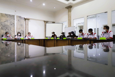 Ketua Relawan Perempuan dan Anak Perindo, Jeannie Latumahina menjelaskan, akan mengawal korban berinisial NPE yang masih berusia 9 tahun.