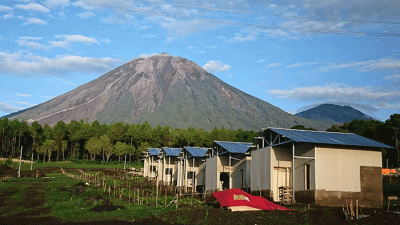 Penandatanganan kerjasama pembangunan Huntara Semeru dengan Indonesia Care di Graha PDGI, Utan Kayu, Jakarta Timur, Jumat (18/2/2021).