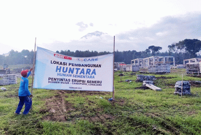 Penandatanganan kerjasama pembangunan Huntara Semeru dengan Indonesia Care di Graha PDGI, Utan Kayu, Jakarta Timur, Jumat (18/2/2021).