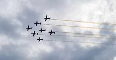 Usai mengikuti perhelatan Singapore Air Show 2022 (SAS 2022), Jupiter Aerobatic Team (JAT) kembali ke homebase di Lanud Adisutjipto, Yogyakarta.