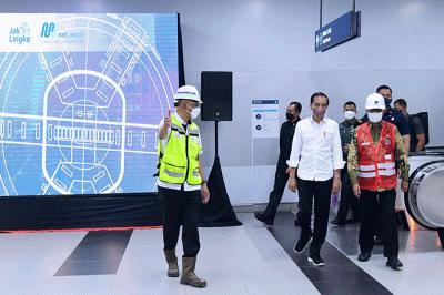 Presiden Joko Widodo mendorong keberlanjutan penyediaan transportasi yang modern, nyaman, dan terintegrasi khususnya di DKI Jakarta.