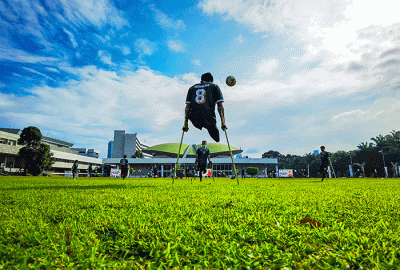 Pertandingan persahabatan antara Fraksi PKS DPR RI melawan Tim Nasional Garuda Sepak Bola Amputasi Indonesia.